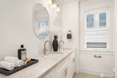 3807 E Jefferson Street, Seattle, WA 98122 - Photo 31