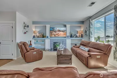 6715 Quincy Avenue SE, Auburn, WA 98092 - Photo 7