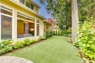 2728 206th Terrace NE, Sammamish, WA 98074 - Photo 39