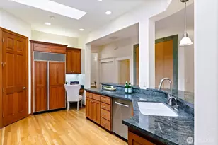 2728 206th Terrace NE, Sammamish, WA 98074 - Photo 5