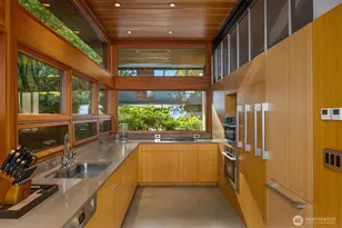 7268 Madrona Dr NE, Bainbridge Island, WA 98110 - Photo 17