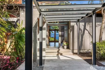 7268 Madrona Drive NE, Bainbridge Island, WA 98110 - Photo 1