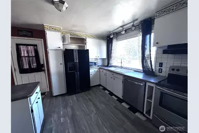 927 E Cherry Avenue, Moses Lake, WA 98837 - Photo 9