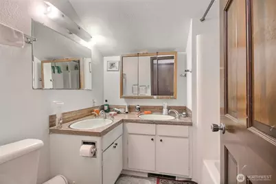 9402 48th Avenue E, Tacoma, WA 98446 - Photo 21