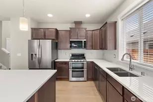 715 Maggee St SE, Lacey, WA 98513 - Photo 11