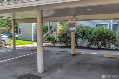 9009 Avondale Road NE #D107, Redmond, WA 98052 - Photo 27