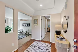 9009 Avondale Rd NE, Redmond, WA 98052 - Photo 3