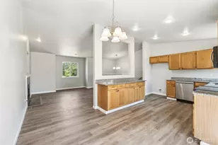 324 E 48th St, Tacoma, WA 98404 - Photo 9