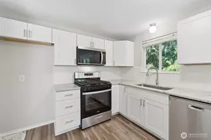 24104 105th Pl W, Edmonds, WA 98020 - Photo 11