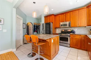 805 11th St, Bellingham, WA 98225 - Photo 15