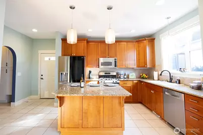 805 11th Street, Bellingham, WA 98225 - Photo 13