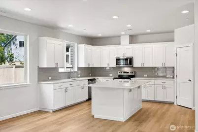 16712 8th Avenue Ct E #09, Spanaway, WA 98387 - Photo 11