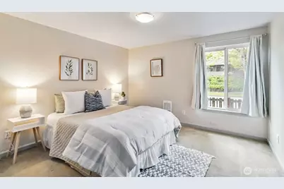 3661 Phinney Avenue N #208, Seattle, WA 98103 - Photo 13