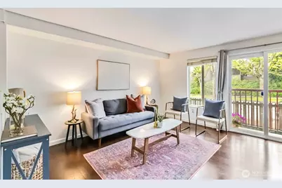 3661 Phinney Avenue N #208, Seattle, WA 98103 - Photo 3