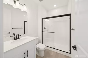 13920 181 St E, Puyallup, WA 98374 - Photo 3