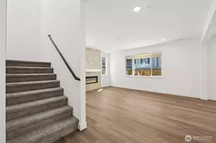 13912 181 St E, Puyallup, WA 98374 - Photo 7