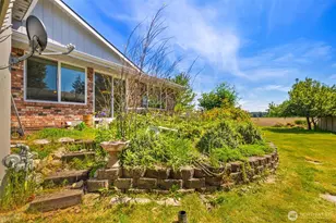 17464 Dunbar Rd, Mount Vernon, WA 98273 - Photo 37