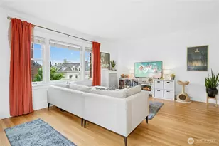 100 W Highland Dr, Seattle, WA 98119 - Photo 11