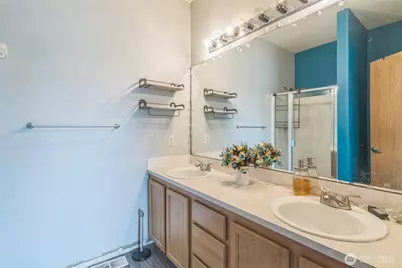 4724 Mill Pond Drive SE #702, Auburn, WA 98092 - Photo 13