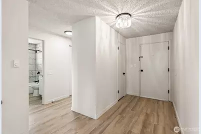 15330 40th Avenue W #A & B, Lynnwood, WA 98087 - Photo 9