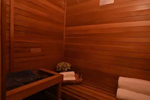 1301 Spring St, Seattle, WA 98104 - Photo 17