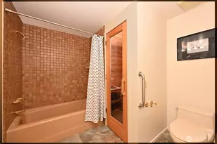 1301 Spring St, Seattle, WA 98104 - Photo 15