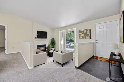 211 138th Place SE, Everett, WA 98208 - Photo 3