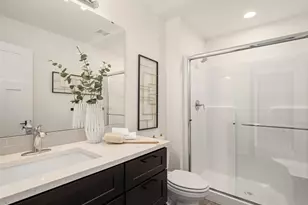 9245 Kelsey Ln SW, Seattle, WA 98106 - Photo 23