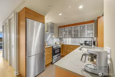 98 Union Street #301, Seattle, WA 98101 - Photo 7