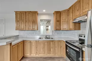 3431 S 181st Pl, SeaTac, WA 98188 - Photo 9