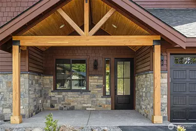 1061 Domerie Park Loop, Cle Elum, WA 98922 - Photo 3