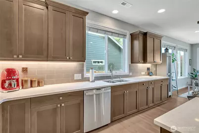 18220 147th Street E, Bonney Lake, WA 98391 - Photo 5