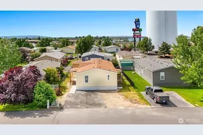 3211 W Wapato Drive #48, Moses Lake, WA 98837 - Photo 1