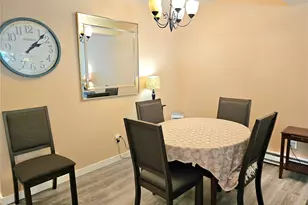 7924 212th St SW, Edmonds, WA 98026 - Photo 9