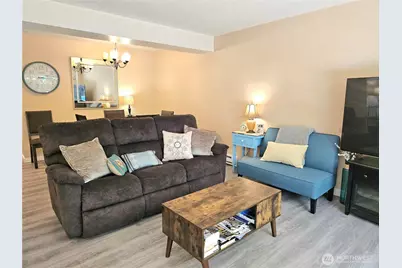 7924 212th Street SW #104, Edmonds, WA 98026 - Photo 15