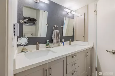 130 SW 116th Street #F32, Seattle, WA 98146 - Photo 5