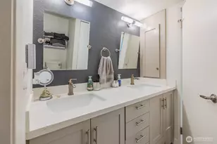 130 SW 116th St, Seattle, WA 98146 - Photo 5