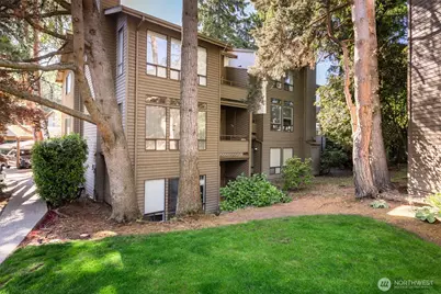 130 SW 116th Street #F32, Seattle, WA 98146 - Photo 1