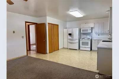 216 NW Cole Avenue, Wilbur, WA 99185 - Photo 9