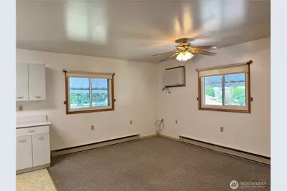 216 NW Cole Avenue, Wilbur, WA 99185 - Photo 13