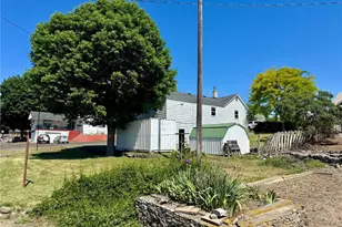 216 NW Cole Ave, Wilbur, WA 99185 - Photo 37