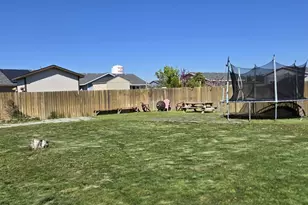 1175 E Cypress St, Othello, WA 99344 - Photo 3