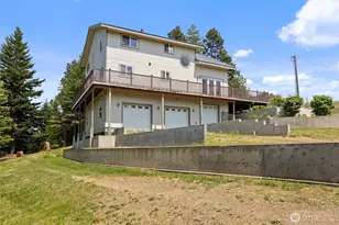 6379 Lewis Peak Rd, Waitsburg, WA 99361 - Photo 3