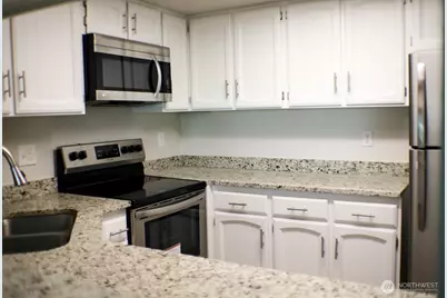 2611 NE 4th Street #234, Renton, WA 98056 - Photo 13