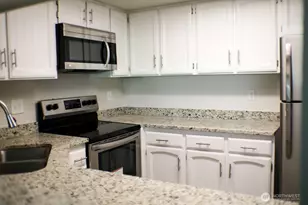 2611 NE 4th St, Renton, WA 98056 - Photo 13