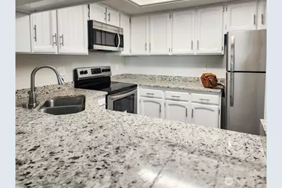 2611 NE 4th Street #234, Renton, WA 98056 - Photo 3