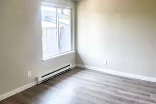 2611 NE 4th St, Renton, WA 98056 - Photo 11