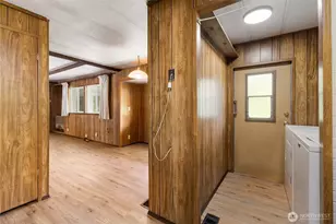 12833 Squaw Wood Ln SE, Rainier, WA 98576 - Photo 9