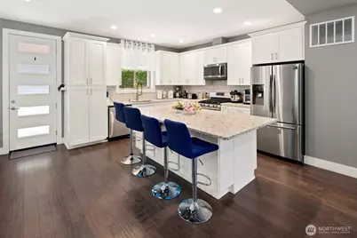 16422 76th Avenue NE, Kenmore, WA 98028 - Photo 13