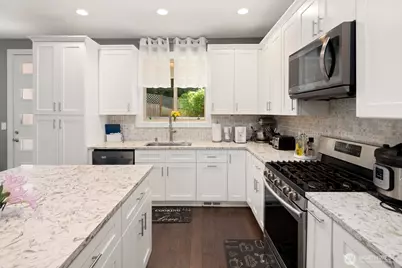 16422 76th Avenue NE, Kenmore, WA 98028 - Photo 15